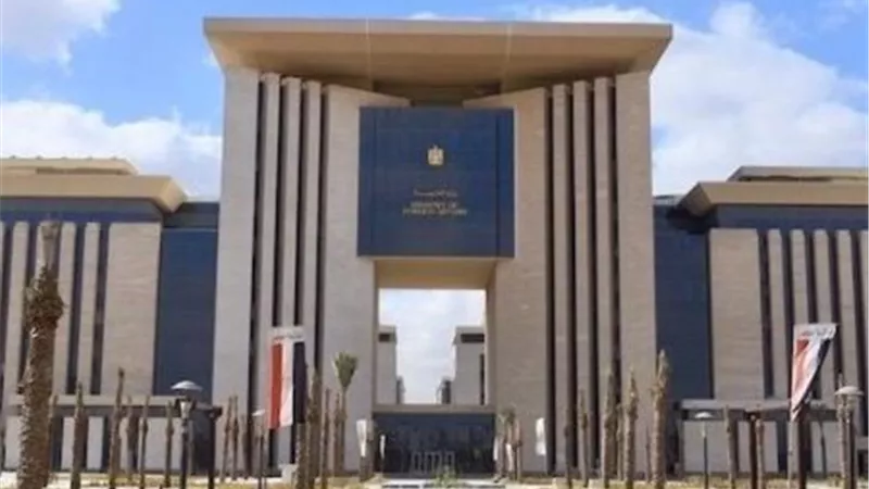 الخارجية تنعى عزة رمزي ضحية هجوم مطار الرياض وتتحرك لنقل جثمانها إلى مصر