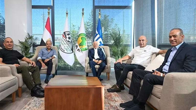 أبوريدة يؤكد لحسام وإبراهيم حسن دعم الجبلاية للجهاز الفني للمنتخب
