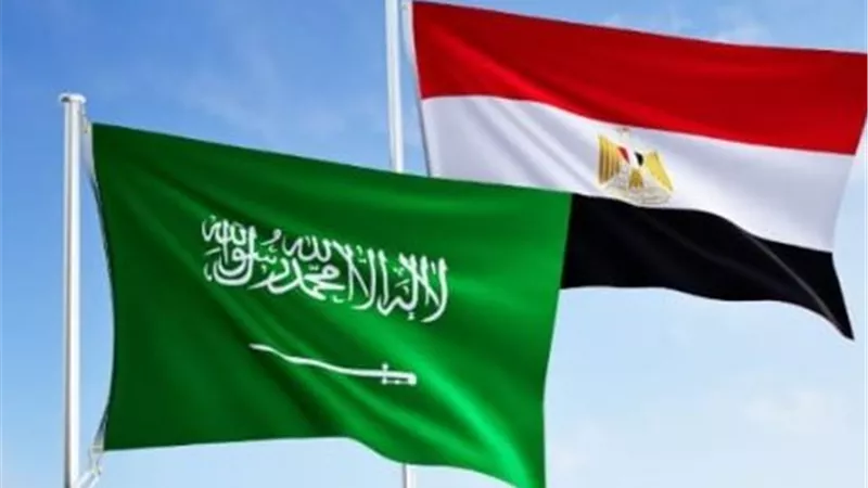 السفارة المصرية بالرياض توجه رسالة عاجلة للمصريين بشأن رحلات الطيران وأرقام التواصل القنصلي