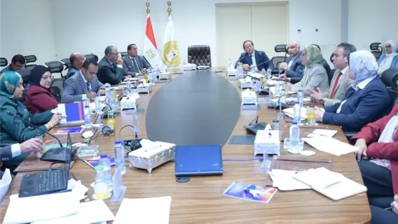 خطة البيئة 2026/2027.. مشروعات لمواجهة التلوث والتغيرات المناخية