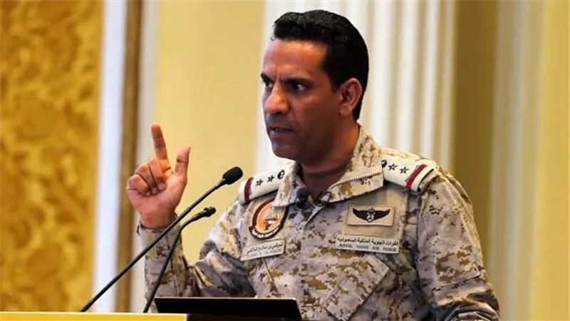 التحالف العربي يحذر المدنيين في صنعاء ويدعو لإخلاء منشأة نفطية