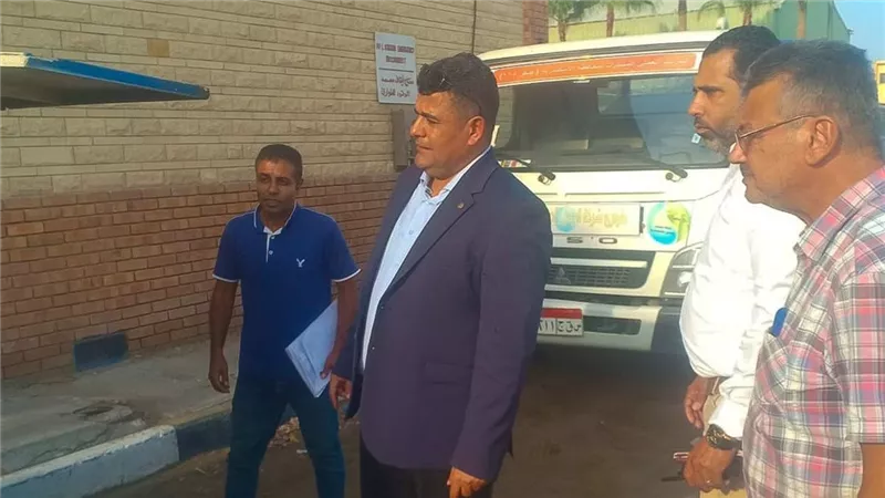 رئيس شركة الصرف الصحي بالإسكندرية يتفقد محطة التنقية الشرقية وإدارة الطوارئ