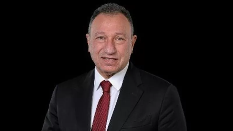 الخطيب يتنازل عن محاكمة مدحت شلبي أمام المحكمة الاقتصادية بعد قبول اعتذاره
