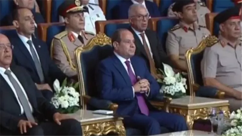 الرئيس السيسي يشهد الندوة التثقيفية الـ 44 للقوات المسلحة بمناسبة ذكرى انتصارات أكتوبر