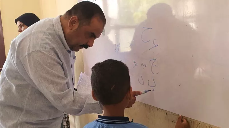 إحالة مدير مدرسة بالأقصر للتحقيق بسبب مخالفات لم تُعالج منذ أسبوعين رغم تكرار التفتيش