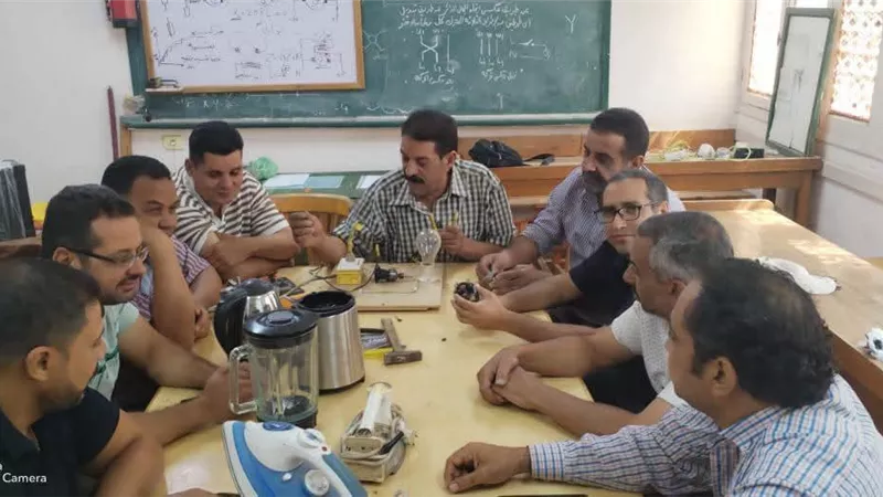 من ورشة المعلم لمستقبل الطالب.. كيف تطور المنيا مهارات التعليم الصناعي؟