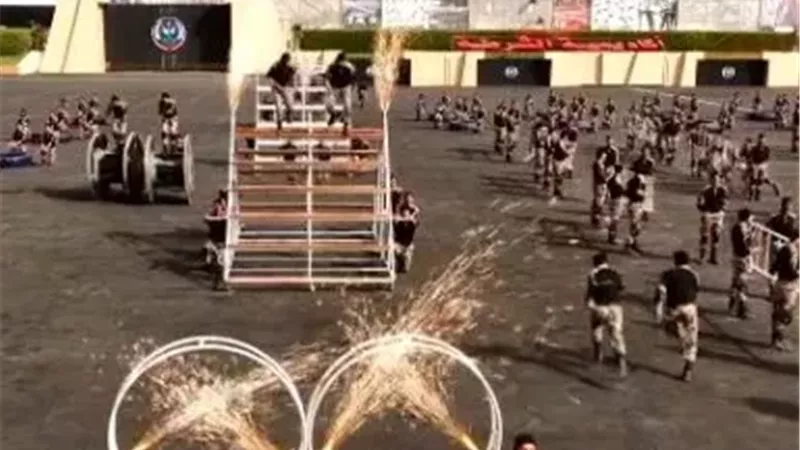 عروض قتالية مبهرة لطلاب أكاديمية الشرطة أمام الرئيس السيسي