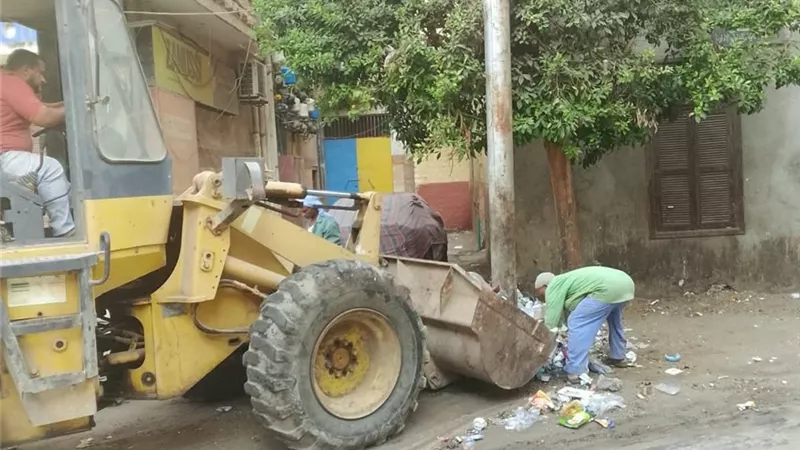رفع 85 طن مخلفات من شوارع وميادين المنيا.. حملات مكثفة لتحسين النظافة العامة