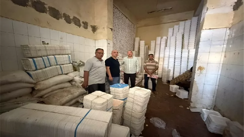 تموين الشرقية يضبط مصنع جبن فيتا مخالفًا بالقنايات والتحفظ على 7 أطنان من المنتجات