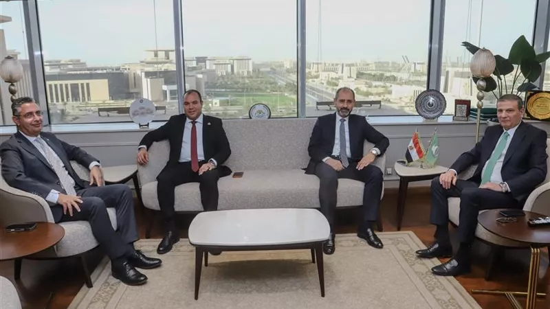 ملف تسعير المحاصيل الاستراتيجية ودعم الفلاحين على مائدة اجتماع وزيري الزراعة والتموين ورئيس زراعة النواب