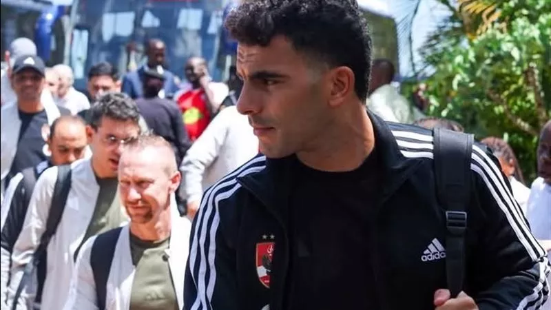 الأهلي يصل إلى هويما الأوغندية لمواجهة كيتارا في الكونفيدرالية