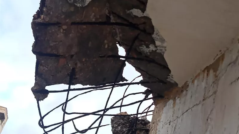 انهيار 7 عقارات وانفجار بغرفة كهرباء وحوادث طرق بالجملة حصيلة موجة الطقس السيئ بالإسكندرية 