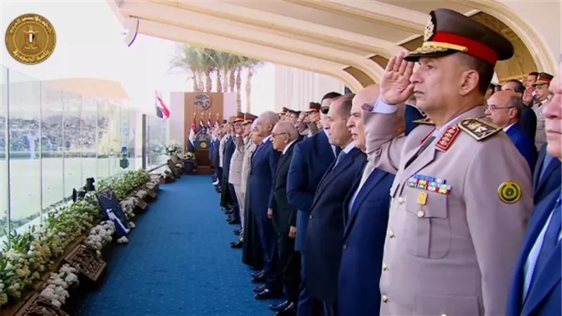الرئيس السيسي يفتتح حفل تخرج الدفعة الأولى من الأكاديمية العسكرية المصرية