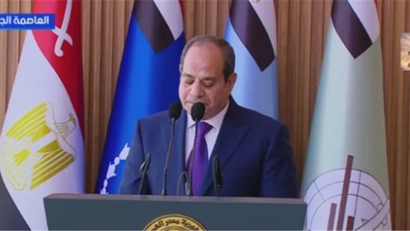 الرئيس السيسي: الاستخدام المفرط للتكنولوجيا يتطلب رقابة أسرية واعية