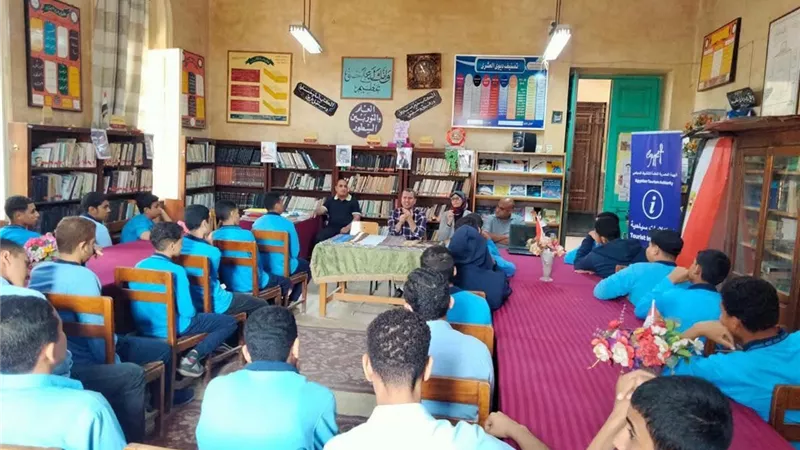 محافظ المنيا يؤكد أهمية نشر الوعي الأثري والسياحي بين النشء والطلاب