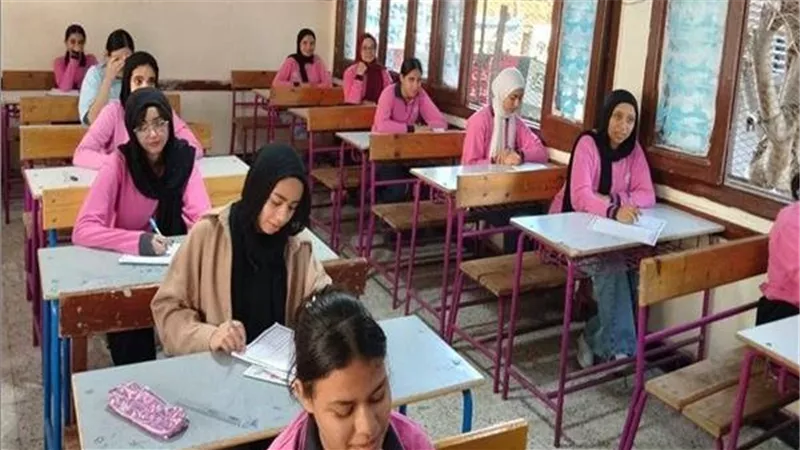 الخميس 22 أكتوبر انتهاء المهلة.. خطوات تسجيل استمارة الشهادة الإعدادية 2027