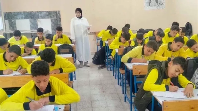 انتظام امتحانات أكتوبر لطلاب الإعدادية والثانوية بالبحيرة.. والعربي والإنجليزي أبرز المواد