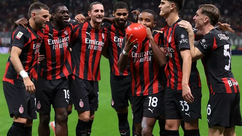 في مباراة مثيرة.. ميلان يفوز على أتالانتا 3-2 في الدوري الإيطالي