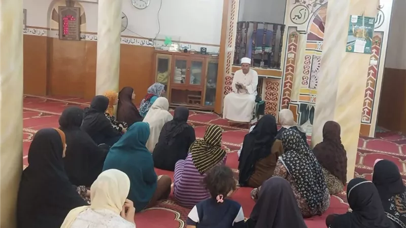 240 لقاءً توعويًا لدعم الأسرة وتمكين المرأة في بني سويف