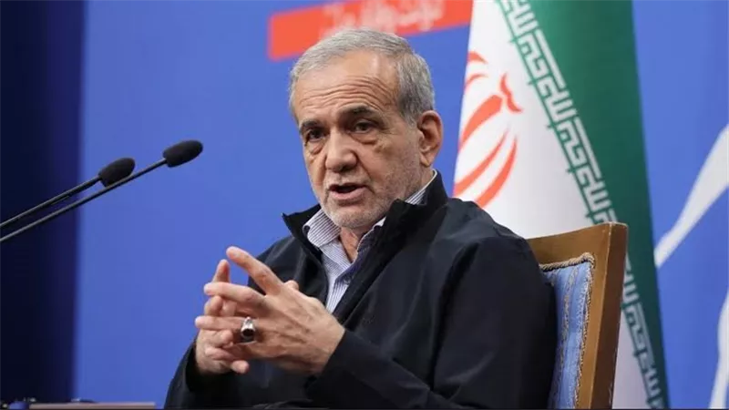 الرئيس الإيراني يفتح النار على واشنطن: أفعالكم في الخليج تهدد الاقتصاد العالمي