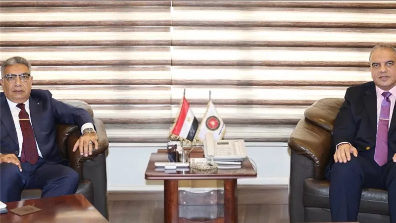 محافظ الدقهلية ورئيس التعاونيات