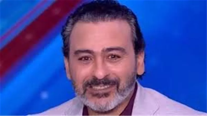 الفنان أحمد عزمي