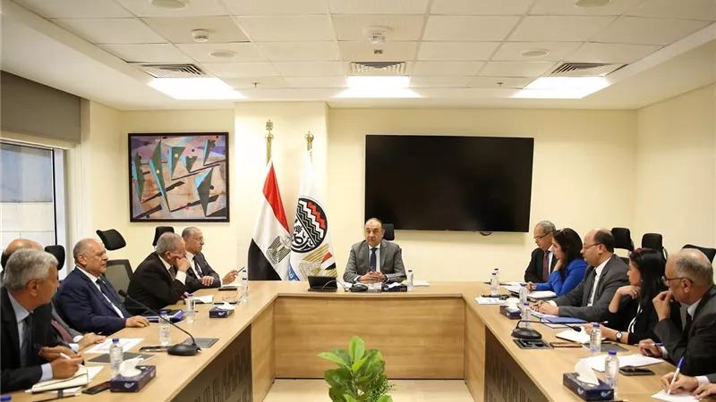 قطاع الأعمال: الاستغلال الأمثل للأصول وتعظيم العوائد وتحسين نظم الإدارة بالشركات التابعة لدعم خطط التحديث