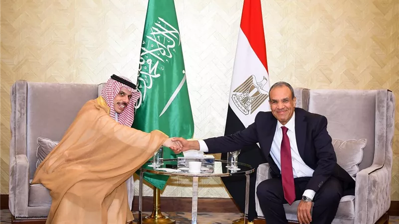 الخارجية: لا نقبل المساس بالعلاقات التاريخية مع السعودية أو التشكيك في صلابتها