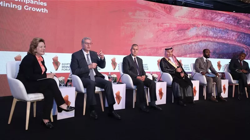 وزير البترول: تطوير التعدين يبدأ من الكوادر وينتهي بالطاقة