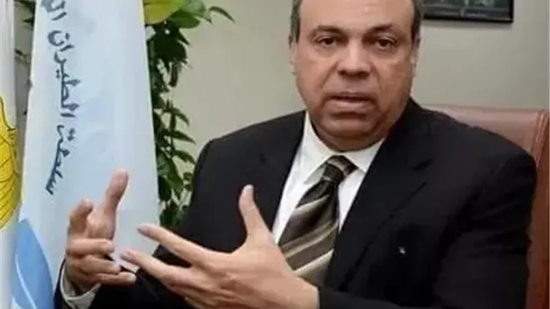 وزير الطيران المدني يشارك في فاعليات مؤتمر 