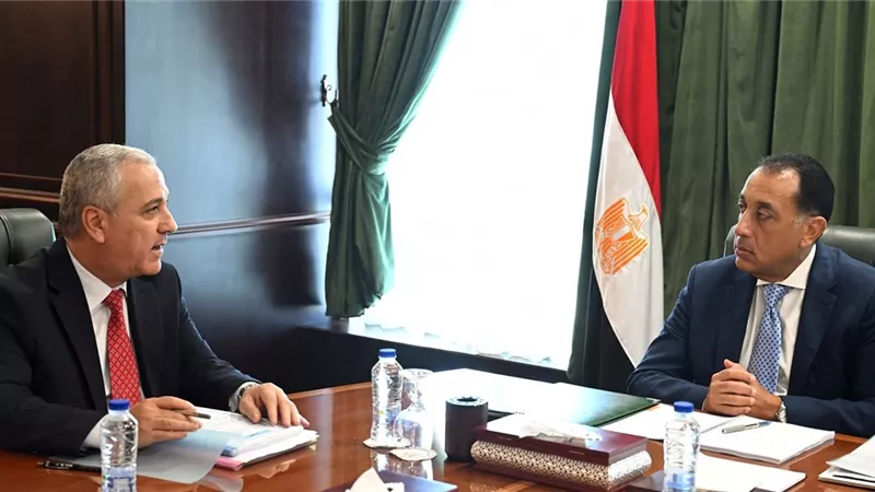 مدبولي يبحث مع رئيس 