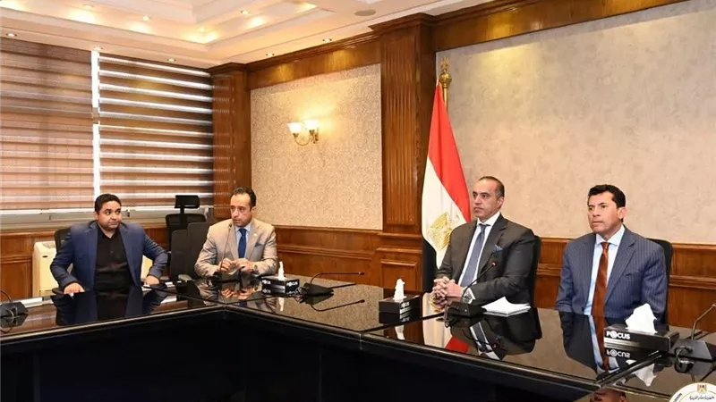 وزيرا الشؤون النيابية والشباب يشاركان في احتفالية مئوية المرشدات المصرية