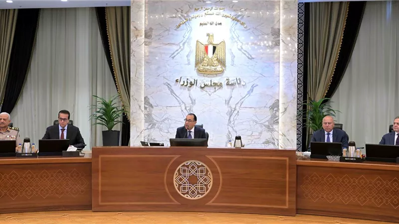 مجلس الوزراء يقر حزمة قرارات جديدة لدعم التعليم والاقتصاد والبنية التحتية