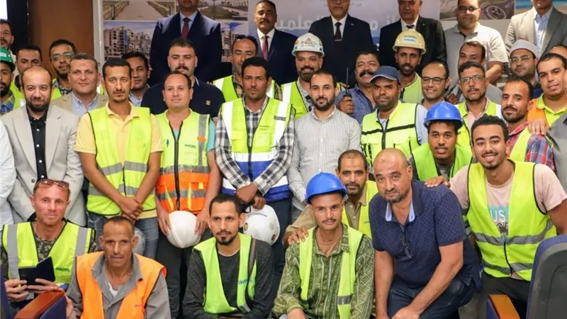 قانون العمل الجديد يحدد سقف استقطاع الأجور بـ25%.. والاستثناء للنفقة 50%