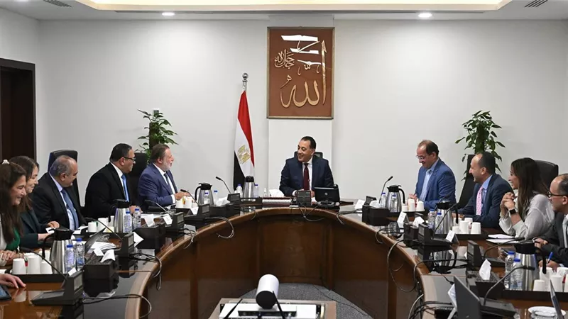 مدبولي: مستمرون في خفض الدين وتعزيز الاستثمارات البديلة