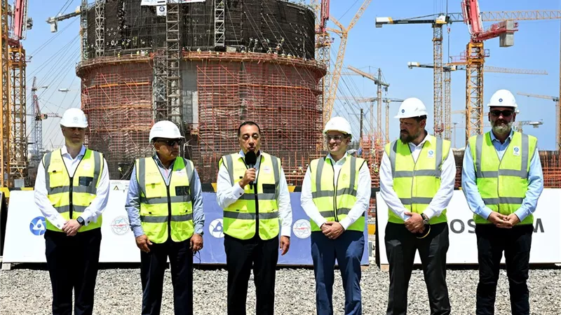 رئيس الوزراء: أكثر من 80% من العمالة الموجودة في مشروع إنشاء المحطة النووية بالضبعة عمالة مصرية