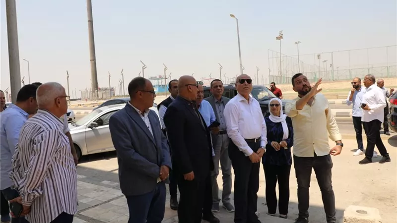 محافظ القاهرة: متابعة دورية لكافة مشروعات الإسكان بديل العشوائيات 