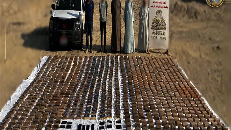  الداخلية تضبط تشكيل عصابي شديد الخطورة بحوزته طن حشيش بـ100 مليون جنيه (صورة)