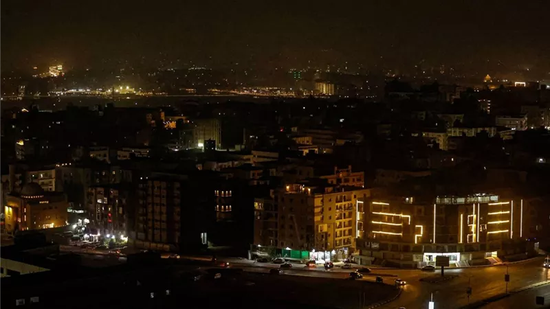 وزيرا الكهرباء والإسكان يستعرضان تفاصيل أزمة انقطاع الكهرباء والمياه وخطوات منع تكرارها