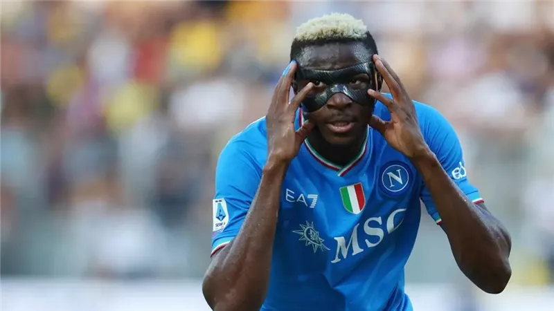 ليكيب: أوسيمين ينتقل رسميًا إلى جالاتا سراي مقابل 75 مليون يورو