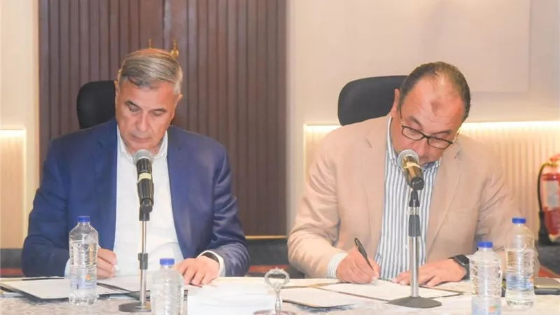 120 أتوبيس غاز طبيعي من 