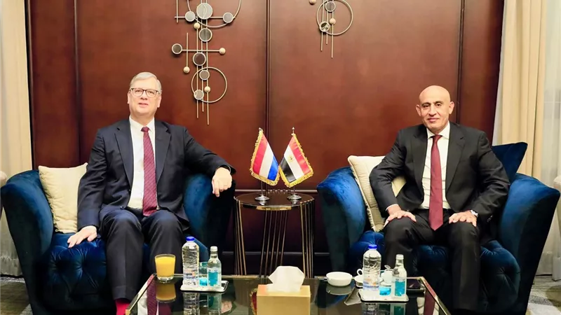 تعاون مصري-هولندي لتحويل المدارس الفنية الزراعية إلى دولية متخصصة 