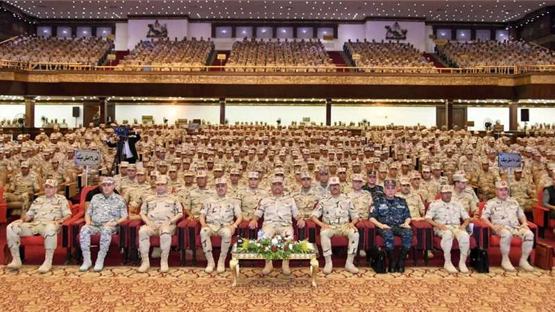 وزير الدفاع يوجه بالوصول لأعلى مستويات الجاهزية القتالية للحفاظ على أمن الوطن واستقراره