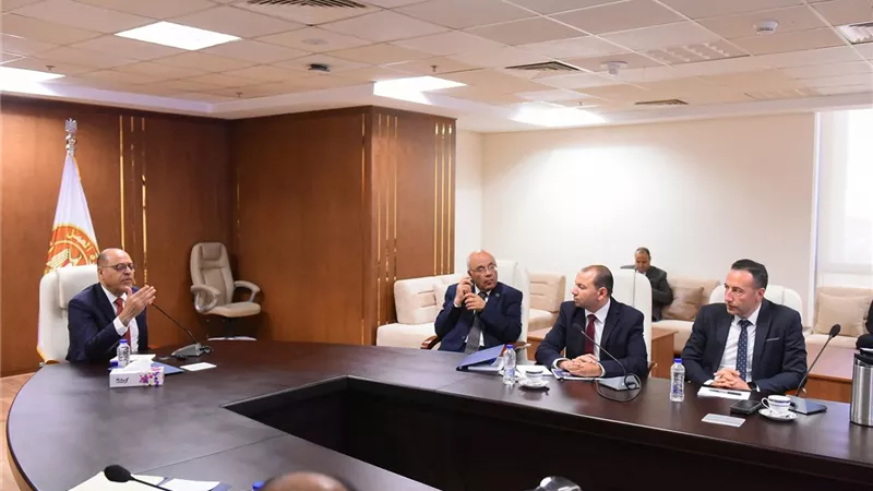 وزير العمل: سرعة الانتهاء من إصدار 87 قرارًا وزاريًا تنفيذيًا خاصًا بالقانون منها 68 قرارًا عن وزارة العمل
