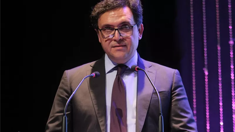 وزير الثقافة يشكر السيدة انتصار السيسي لرعايتها جائزة المبدع الصغير