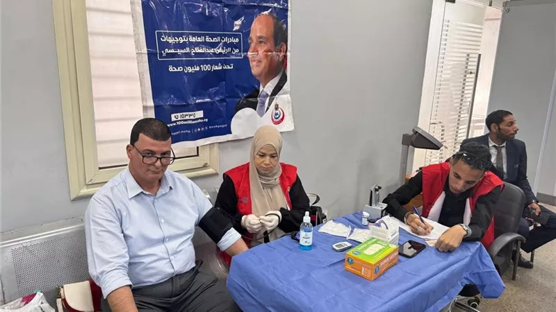 «الصحة»: حملة «100 يوم صحة» قدّمت 30 مليونًا و781 ألف خدمة طبية مجانية