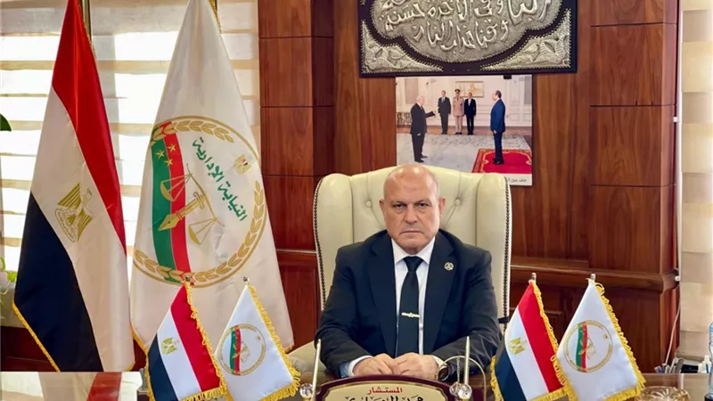رئيس النيابة الإدارية يتابع إشراف القضاة على الانتخابات ويشيد بجهودهم
