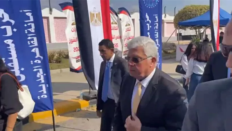  وزير التعليم العالي يدلي بصوته في انتخابات مجلس الشيوخ 2025 بالتجمع