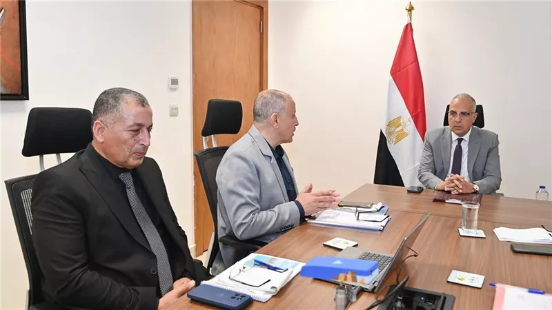 وزارة الري تبحث تحسين منظومة الصرف ومحطات الرفع في قلابشو وزيان بالدقهلية