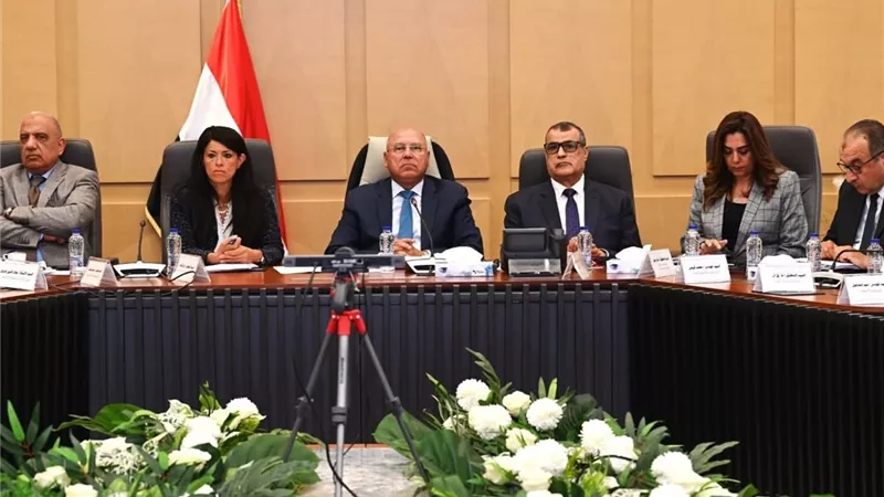 تفاصيل الاجتماع الثامن والعشرون لنائب رئيس الوزراء مع للمجموعة الوزارية للتنمية الصناعية